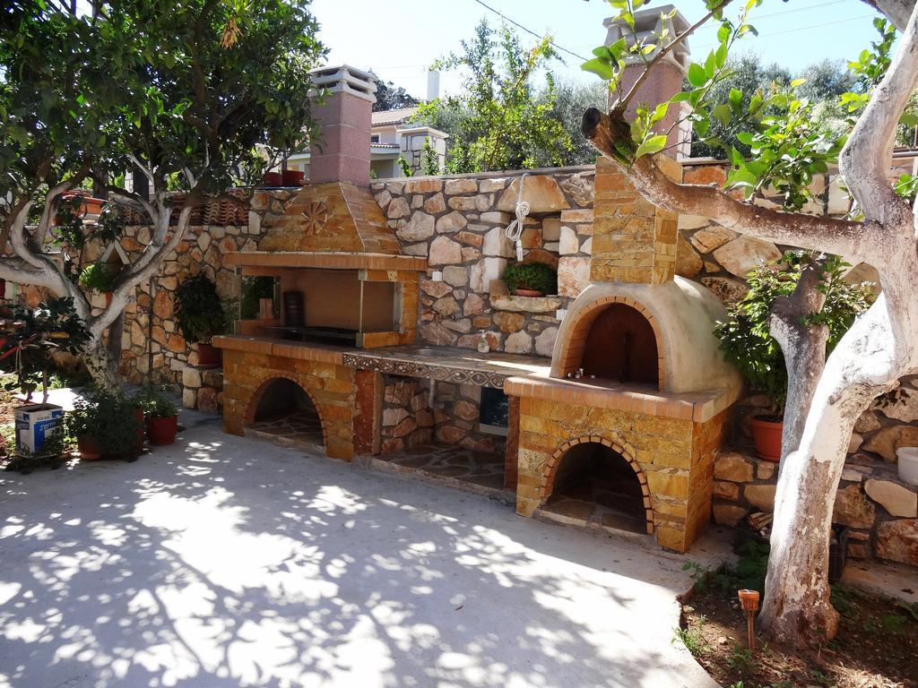 Вилла Fioro Stone House Циливи Экстерьер фото